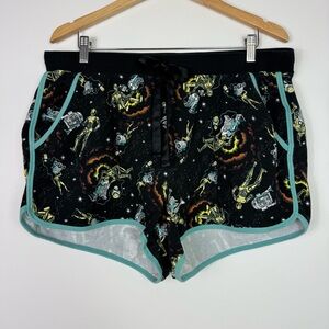 Torrid Star Wars women’s Black Athletic Shorts with  Print size 2